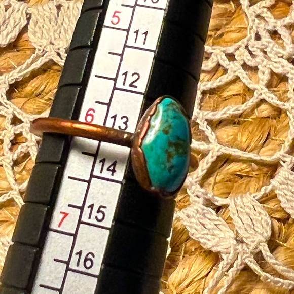 Turquoise copper ring Size 6 - Picture 5 of 9